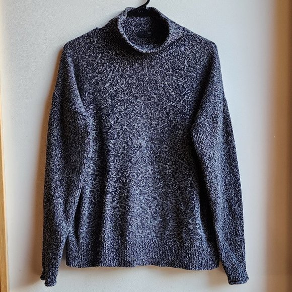 Copy - Tahari Speckled Gray Mock Neck Sweater Size Large - Picture 6 of 13